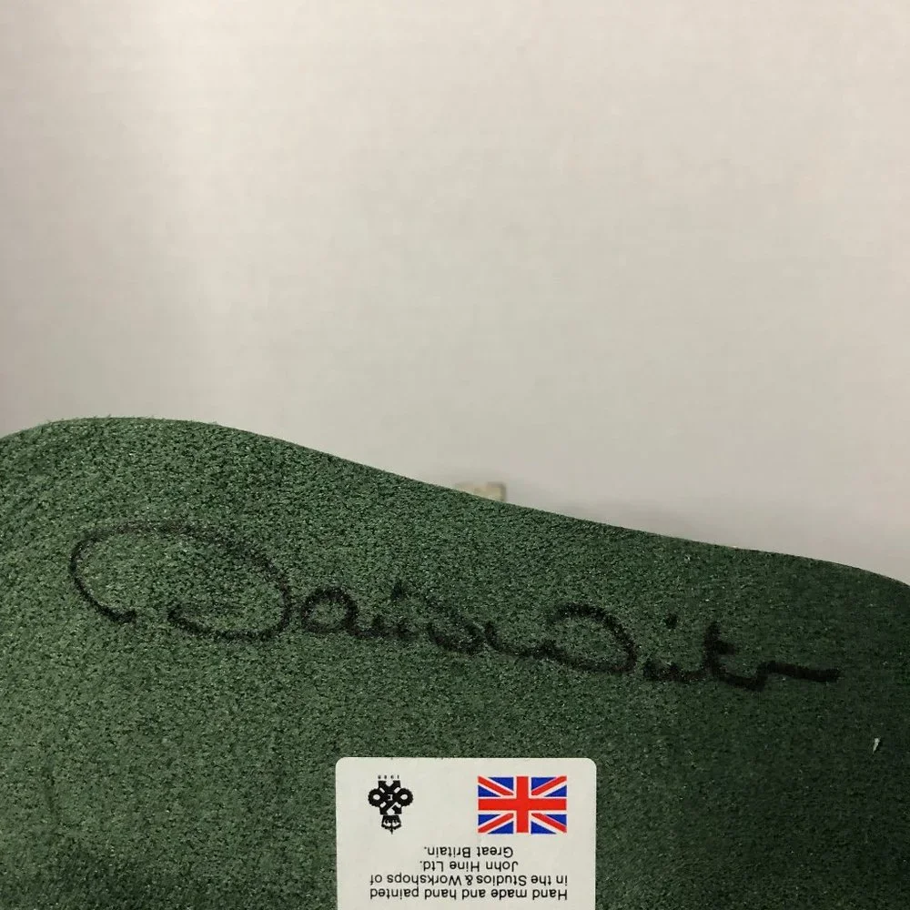 David Winter purchase feel